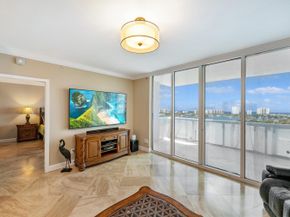 2640 Lake Shore Drive 1811, Riviera Beach FL 33404