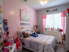 2910 Fairways Drive, Homestead FL 33035