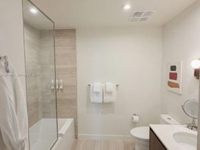 1611 SW 2nd Avenue 707, Miami FL 33129