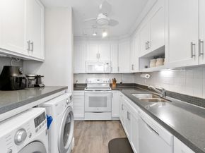 2401 Del-aire Boulevard E 201, Delray Beach FL 33445