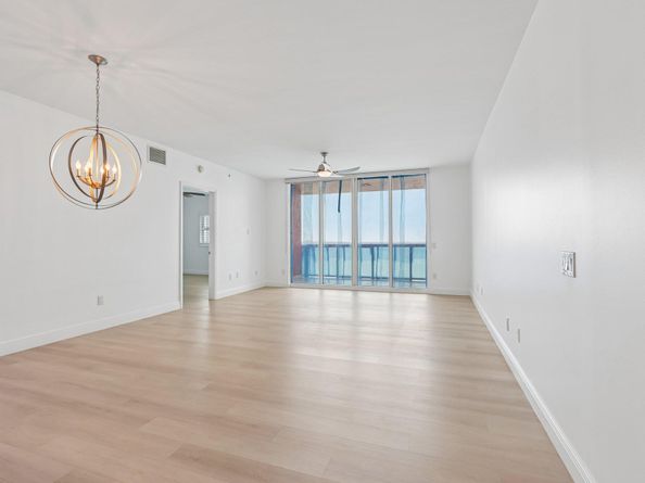 2650 Lake Shore Drive 1202, Riviera Beach FL 33404