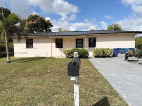 19320 NW 7th Avenue, Miami Gardens FL 33169