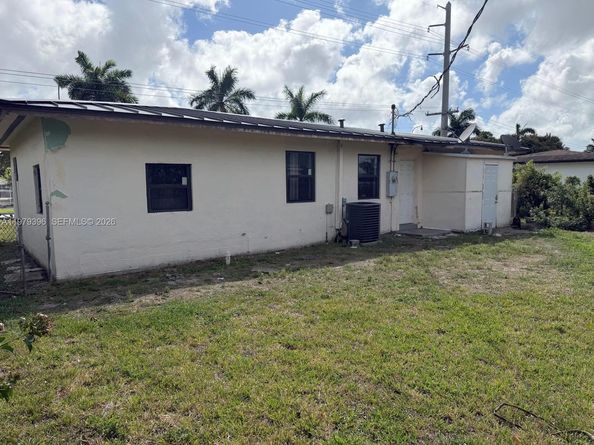19320 NW 7th Avenue, Miami Gardens FL 33169