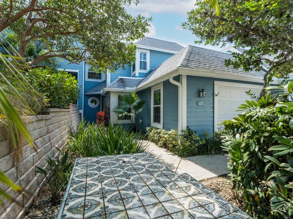 127 Ocean Dunes Circle, Jupiter FL 33477