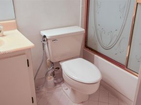 116 Lake Emerald Drive 408, Oakland Park FL 33309