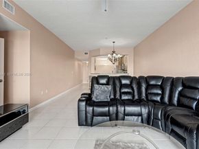 7727 Southampton Terrace 311, Tamarac FL 33321
