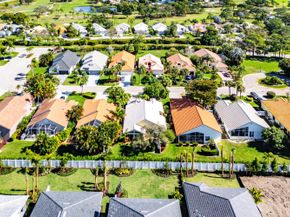 13853 Palm Grove Place, Palm Beach Gardens FL 33418
