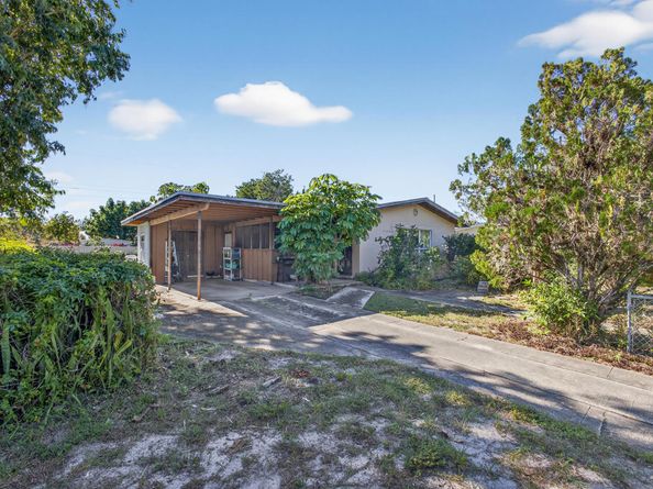 1212 Chickasaw Street, Jupiter FL 33458