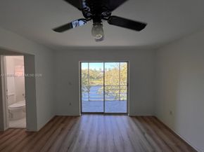20520 NW 15th Avenue 221, Miami Gardens FL 33169