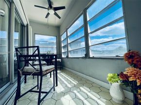 2300 Park Lane 201, Hollywood FL 33021