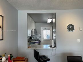 2300 Park Lane 201, Hollywood FL 33021