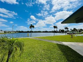 2300 Park Lane 201, Hollywood FL 33021