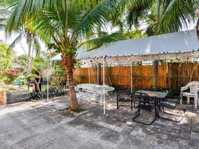 317 N D Street E, Lake Worth Beach FL 33460