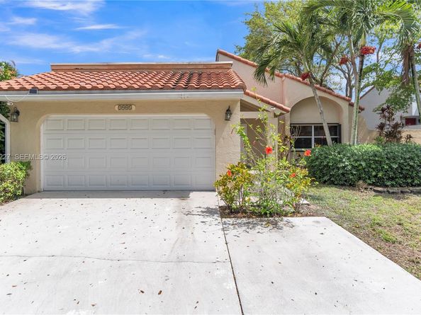 2905 Begonia Way, Cooper City FL 33026