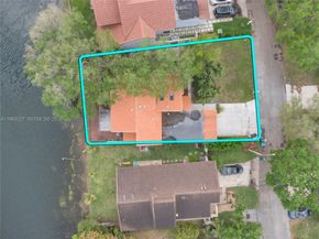 2905 Begonia Way, Cooper City FL 33026