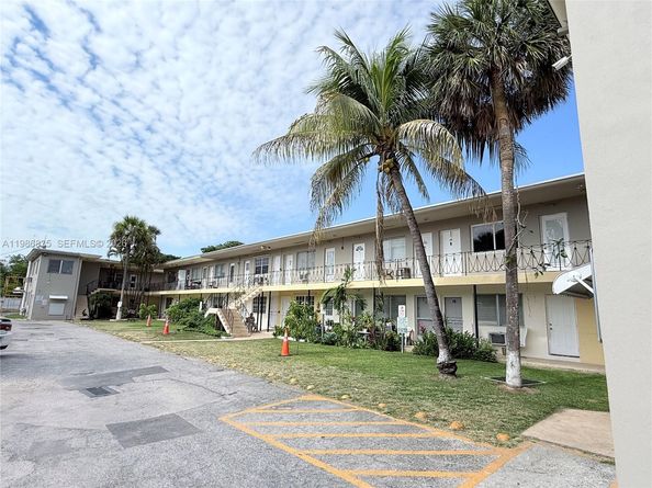 70 NW 77th Street 9, Miami FL 33150