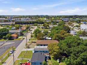 1017 NW 8th Street, Hallandale Beach FL 33009