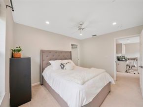 4919 Egret Ct, Coconut Creek FL 33073