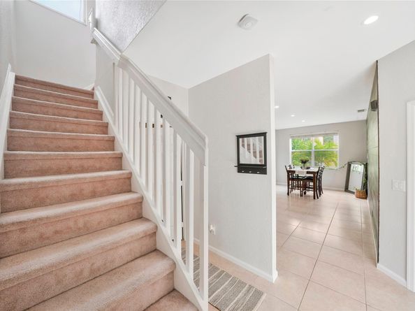 4919 Egret Ct, Coconut Creek FL 33073