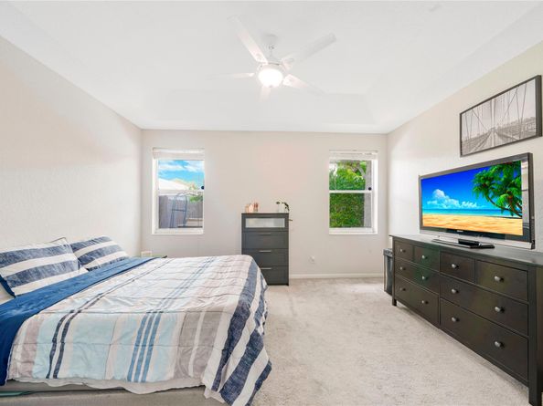 4919 Egret Ct, Coconut Creek FL 33073