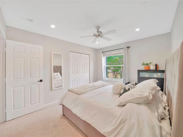 4919 Egret Ct, Coconut Creek FL 33073