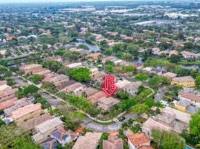 4919 Egret Ct, Coconut Creek FL 33073