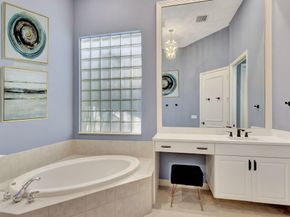 106 Esperanza Way, Palm Beach Gardens FL 33418