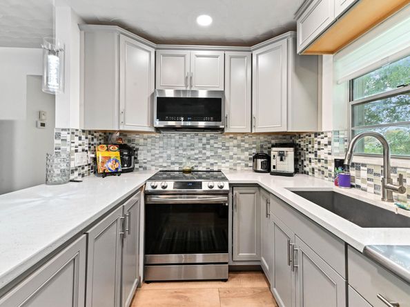 204 Ellesmere D, Deerfield Beach FL 33442