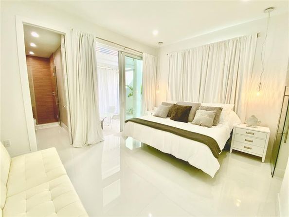 3325 NE 18TH, Fort Lauderdale FL 33305