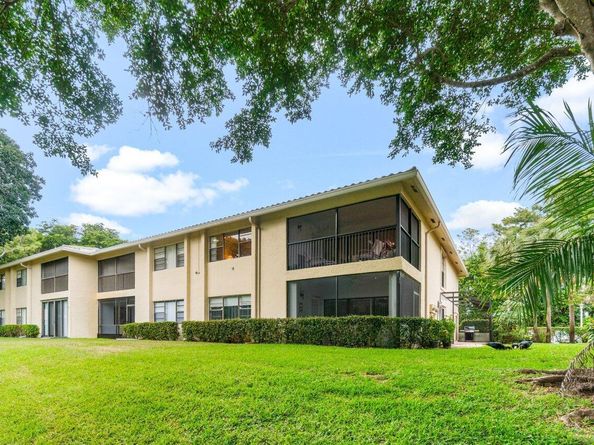 20 Westgate Lane B, Boynton Beach FL 33436