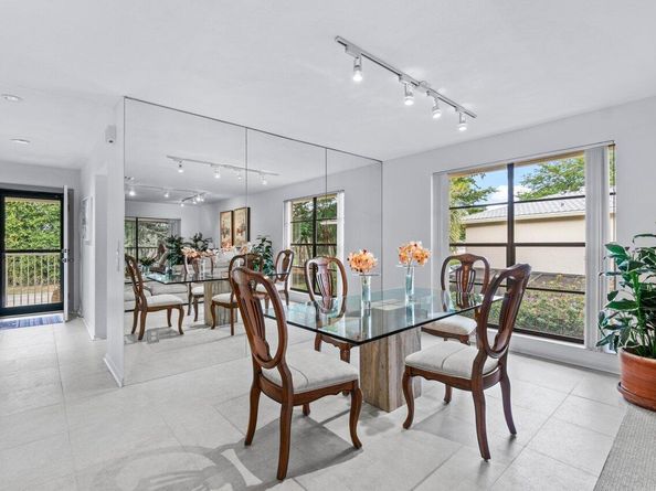 20 Westgate Lane B, Boynton Beach FL 33436