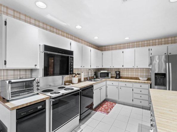 20 Westgate Lane B, Boynton Beach FL 33436