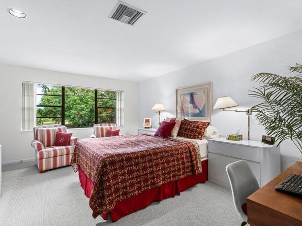 20 Westgate Lane B, Boynton Beach FL 33436