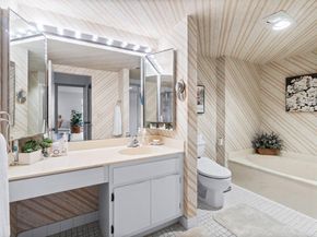 20 Westgate Lane B, Boynton Beach FL 33436