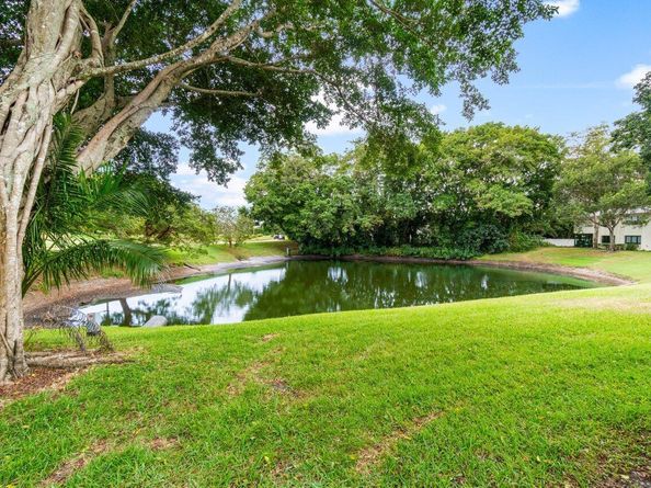 20 Westgate Lane B, Boynton Beach FL 33436