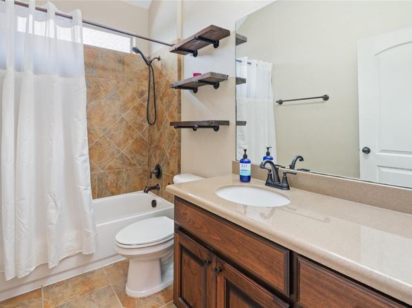 2420 Champions Corner DR, Leander TX 78641