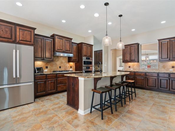 2420 Champions Corner DR, Leander TX 78641