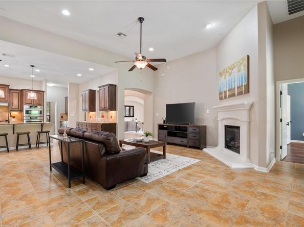 2420 Champions Corner DR, Leander TX 78641