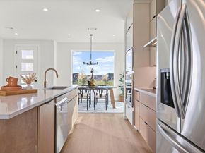 9421 Gladsome PATH, Manor TX 78653