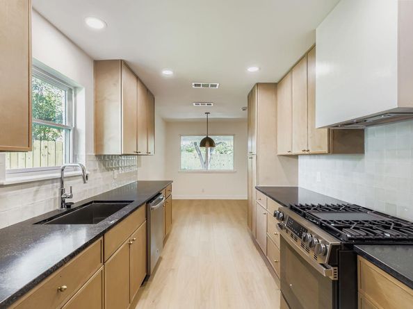 4827 Gerona DR, Austin TX 78759