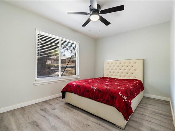 3400 Laguna DR, Austin TX 78741