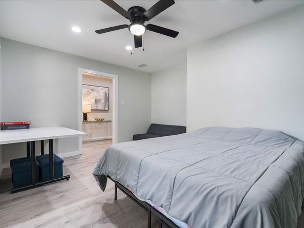 3400 Laguna DR, Austin TX 78741