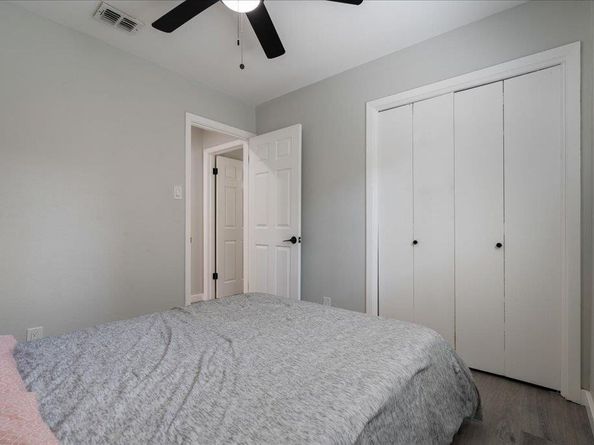 3400 Laguna DR, Austin TX 78741