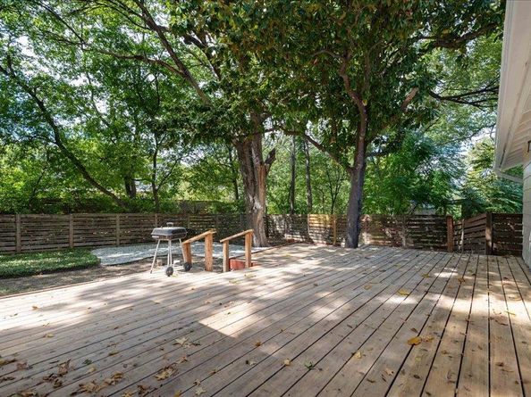 3400 Laguna DR, Austin TX 78741