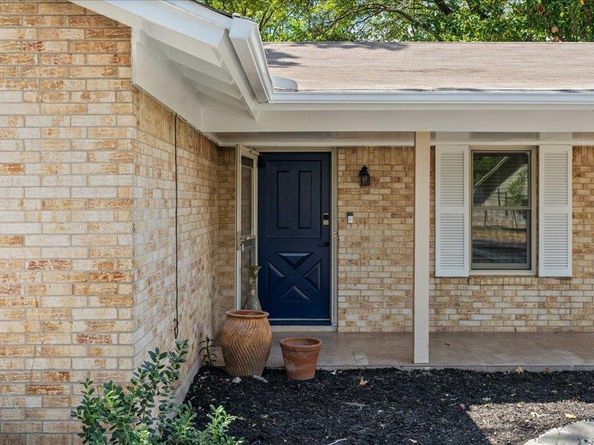 3400 Laguna DR, Austin TX 78741