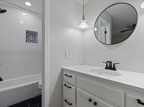 3400 Laguna DR, Austin TX 78741