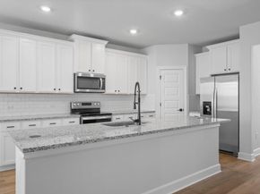 9513 Balmy LN, Manor TX 78653