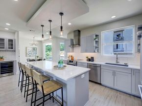 4300 Mansfield Dam RD 1231, Austin TX 78734