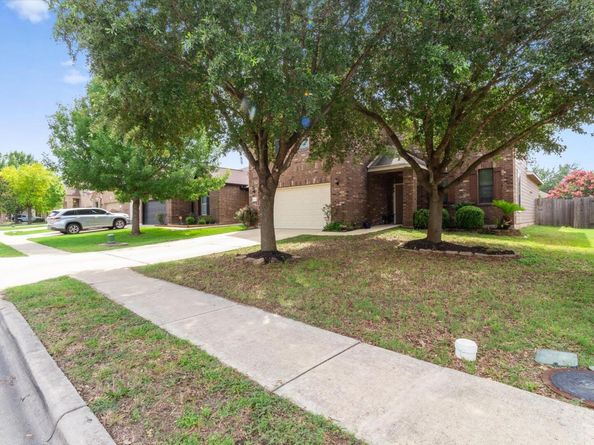 8704 Panadero DR, Austin TX 78747
