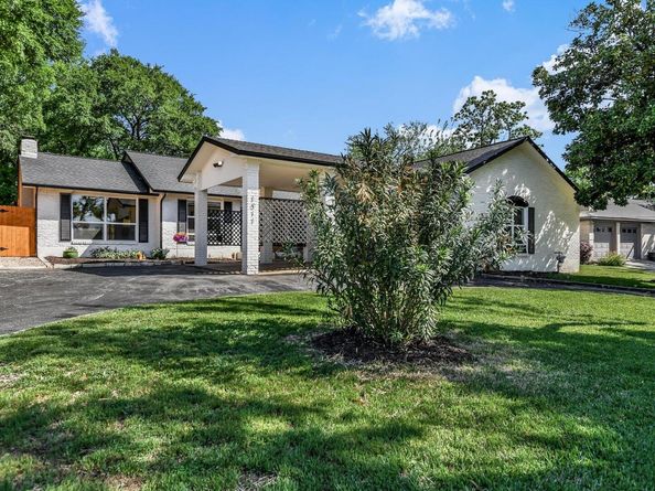 1011 Country Club RD, Georgetown TX 78628